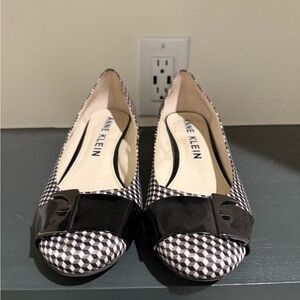 Gently Worn Anne Klein Dress Shoes